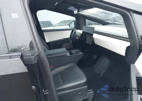 2024 Tesla Cybertruck All-Wheel Drive from USA, damaged, VIN 7G2CEHED0RA001313